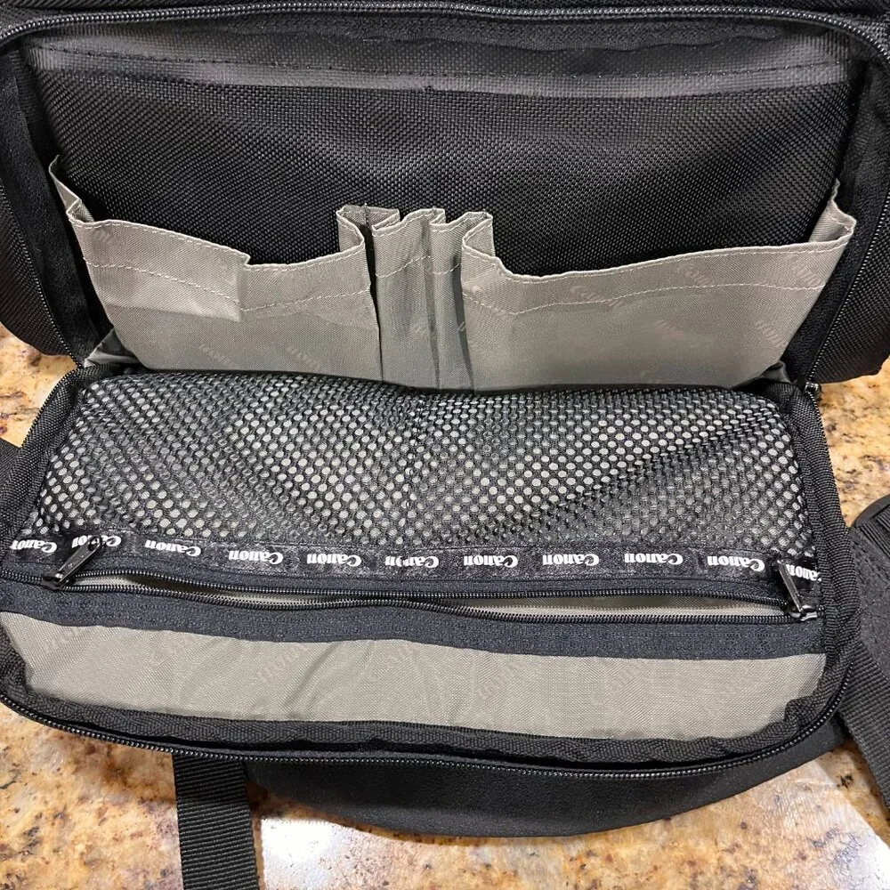 Canon 200DG Digital Gadget Camera Bag
